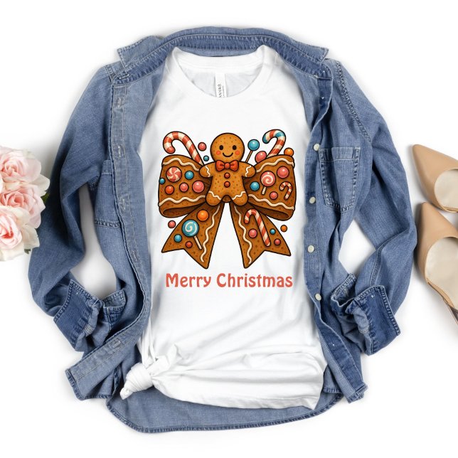 Pepparkaksgudinna Bow Julfirande  T Shirt (Gingerbread Man Coquette Bow Christmas Holiday T-shirt for her. Personalized with your text.)