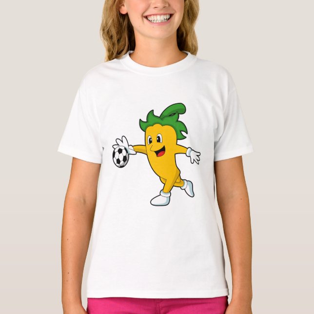 Pepper Vegan som fotbollsspelare med fotboll.PNG T Shirt (Framsida)