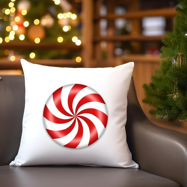 Peppermint Candy Dekorativ kudde (Add some sweet peppermint candy to your holiday decor with a Christmas pillow.)