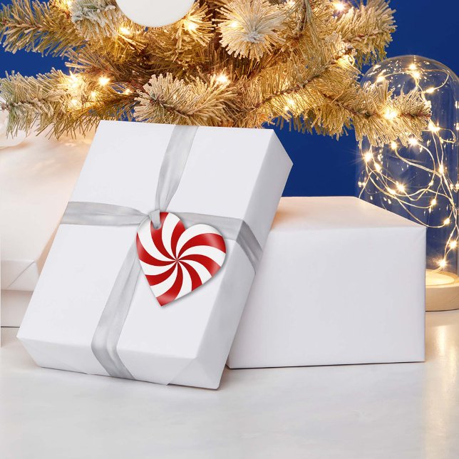 Peppermint Candy Heart Gåvor Etiketter (Add a customizable peppermint candy heart tag to your holiday presents!)