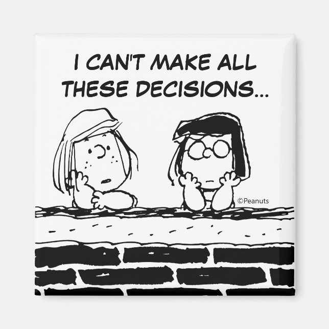 Peppermint Patty & Marcie vid muren Magnet (Framsidan)