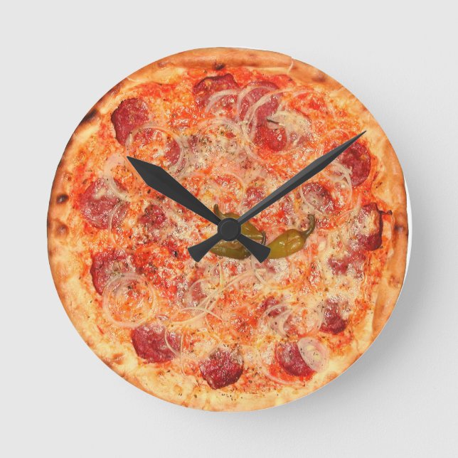 Pepperoni Pizza Time Rund Klocka (Framsida)