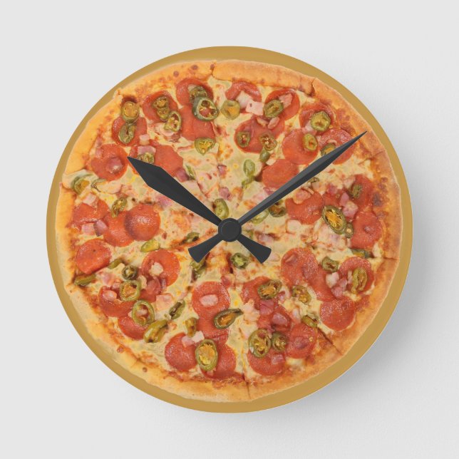 Pepperoni Pizza Wall Clock Rund Klocka (Framsida)