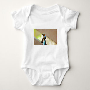 Perched Ruby och Grönt Little Hummingbird Tee