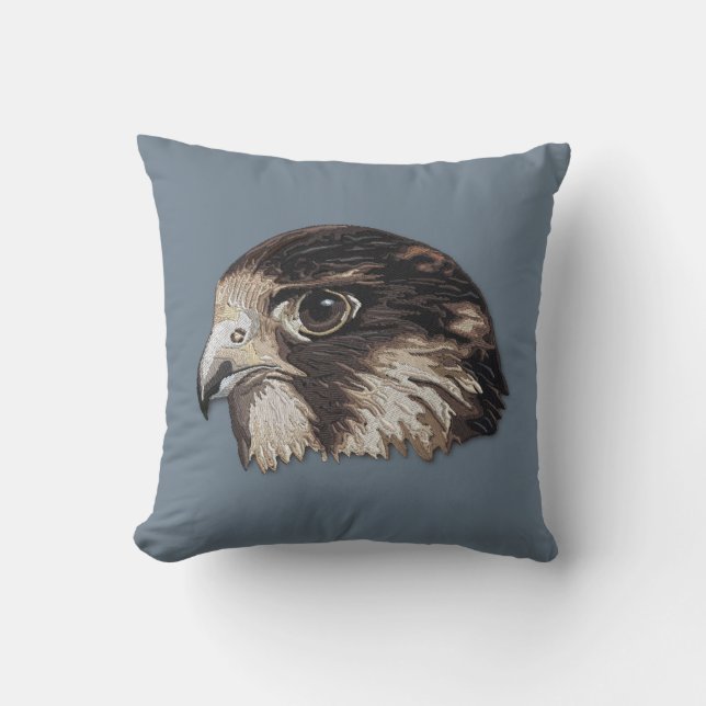 Peregrine Faux Embroidery Kudde (Framsida)