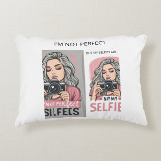 Perfect Girl Prydnadskudde