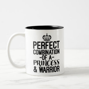 Perfekt av en prinsessa & Warrior Två-Tonad Mugg