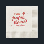 Perfekt Match Bachelorette Party Pappersservett<br><div class="desc">Den "Perfekt Match" som kallas "bachelorette Party bjudande" är där elenergin i kärlek är lika spännande som en natt att minnas. Den här inbjudan att fånga öga anger tonen med dess skarpa rosa bakgrund, som symboliserar vänskapens och firande glädje och värme. Den djärva röda texten står ut med ett retro-flage,...</div>
