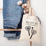 Perfekt Match Tennis Bachelorette Bridesmaid Gift Tygkasse<br><div class="desc">Tittar du för perfektens tillbehör till det tennis-temed bachelorette-partiet? Titta bara på vår "Match Made in Heaven" tennis bachelorette-brid tote-väska! Den här snyggten och den praktiska tote-väskan är perfektens matchning för vilken tennis-loving-brud som helst. Vår väska är både hållbar och snyggt. Den tennis-inspirerade designen har en "Match Made in Heaven"-slogan,...</div>