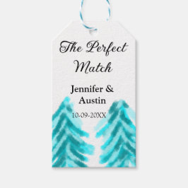 Perfekten matchar vinterblått gräs träd bröllop presentetikett