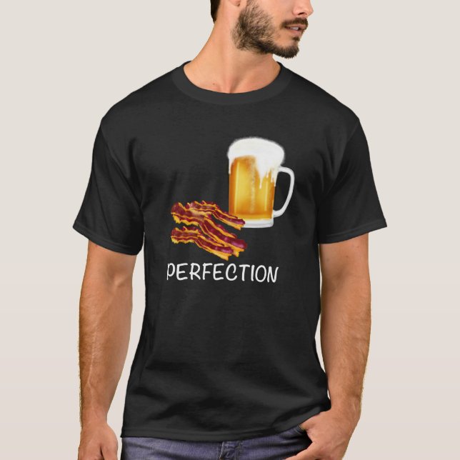 Perfektion är Beer och Bacon! Roligt för manar T Shirt (Framsida)