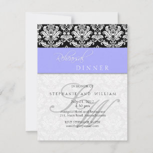 Periwinkle Blue Damask Monogram Rehearsal Middag Inbjudningar
