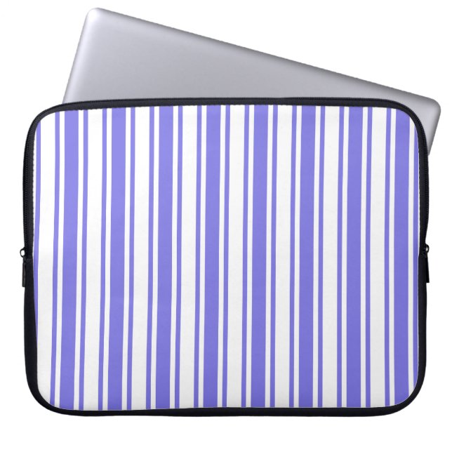 Periwinkle blue och white candy rand laptop fodral (Framsidan)