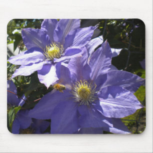 Periwinkle Clematis och Bee mousepad Musmatta