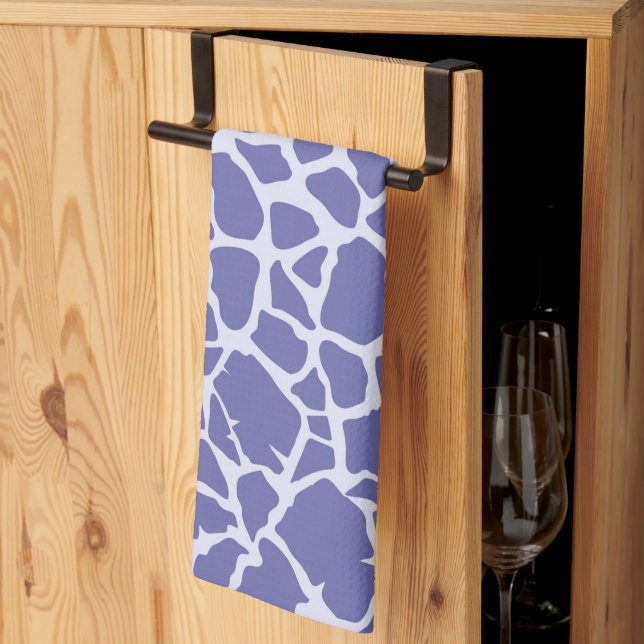 Periwinkle Giraffe Skriv ut Kökshandduk (Thirds Fold)