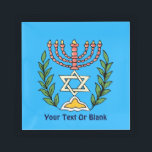 Persian Magen David Menorah Bricka<br><div class="desc">Bilden har anpassats från en antikisk persisk judisk bricka och innehåller en menorah med en Magen David (David-stjärnan) som är inramad av oliv grenar. Den ursprungliga,  handmålade bildens defekter har bevarats. Lägg till din egen text överst.</div>