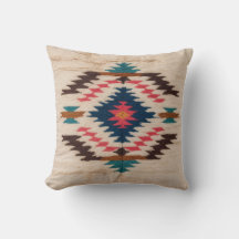 Persisk Chic: Vita Kilim Pillows med Exquisite