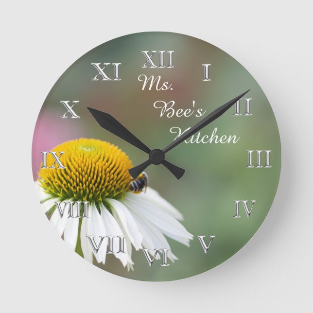 (Personalisera)Busy Bee Flower Silver Roman Numera Rund Klocka (Framsida)