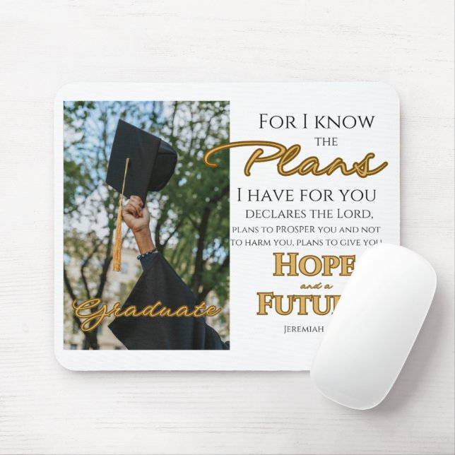 Personalisera Jeremiah 29:11 Grad Cap Scripture Musmatta (Med mus)