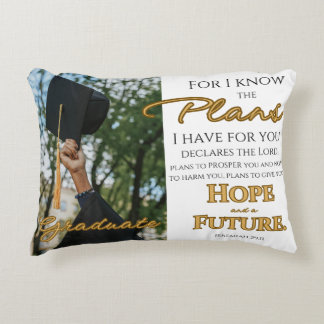 Personalisera Jeremiah 29:11 Grad Cap Scripture Prydnadskudde