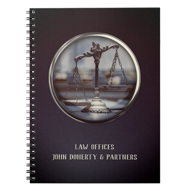 Personalizable Lawyer Scales of Justice Anteckningsbok (Framsidan)
