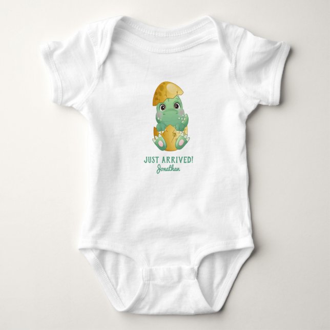 Personalizd Cute Dinosaur Egg anlände just T Shirt (Framsida)