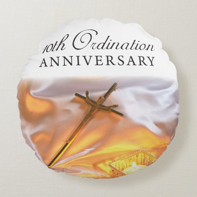 Personalize, 10:e ordination-årsdagen, Kor Rund Kudde (Framsidan)