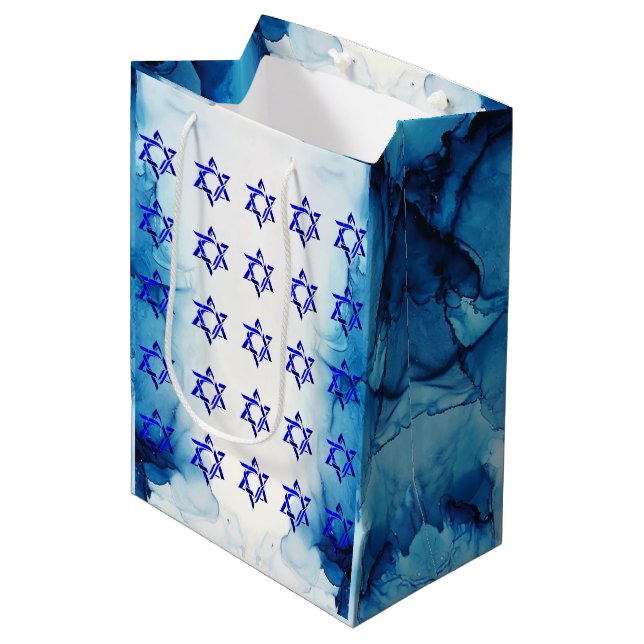 Personalize HANUKKAH HEBREW STARS Gift Bag (Framsidan Vinklad)