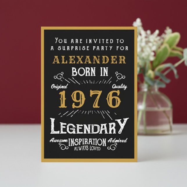 Personalized 50th Birthday 1976 Black Gold Legend Inbjudningar (1976 birthday invitation. White and red background.)