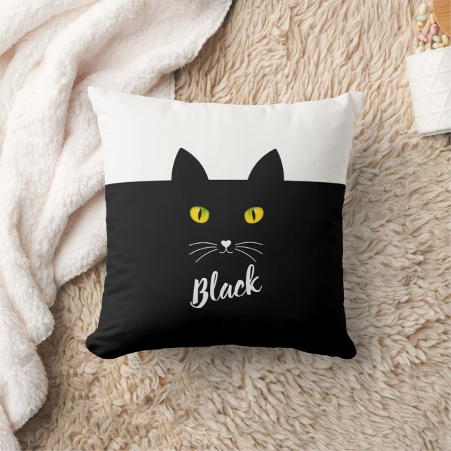 Personalized Black Cat Pillow, Gift for Cat Lovers Kudde (Filt)
