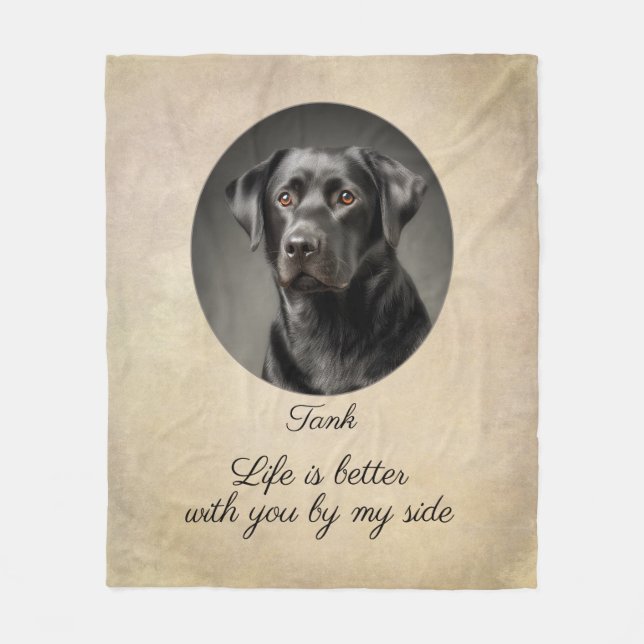 Personalized Black Labrador by My Side Fleecefilt (Framsidan)