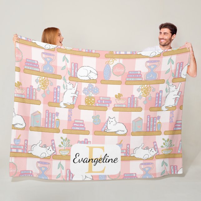 Personalized Bookish Cat Gift Pink Pastel Name Fleecefilt (På plats)