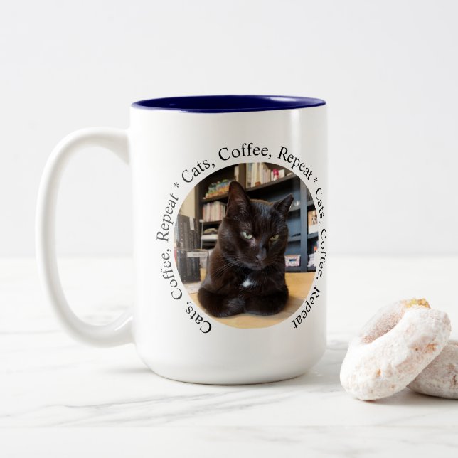 Personalized Coffee Cat Mug Två-Tonad Mugg (Med munk)