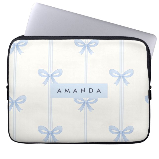 Personalized Coquette Pastel Soft Blue Ribbon Bow  Laptop Fodral (Framsidan)