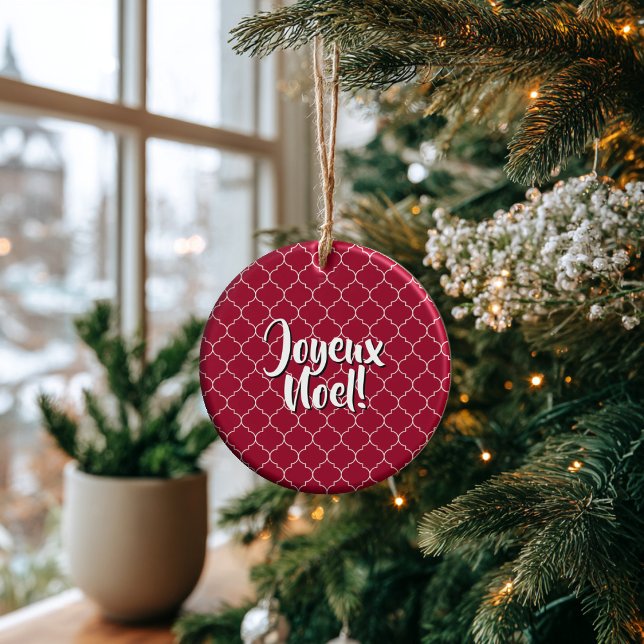 Personalized Crimson Quatrefoil Julgransprydnad Keramik (Thoughtful Custom Gift Idea for Milestones, doubles as an ornament or a collectible gift tag.
)