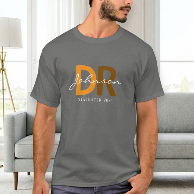 Personalized Doctor T-Shirt | Custom Graduation  (Skapare uppladdad)