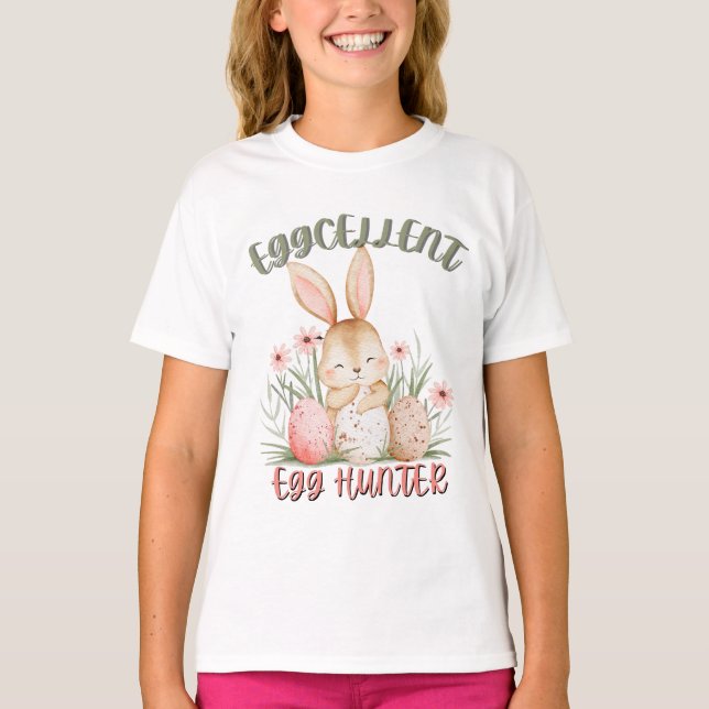 Personalized Easter egg hunting  T Shirt (Framsida)