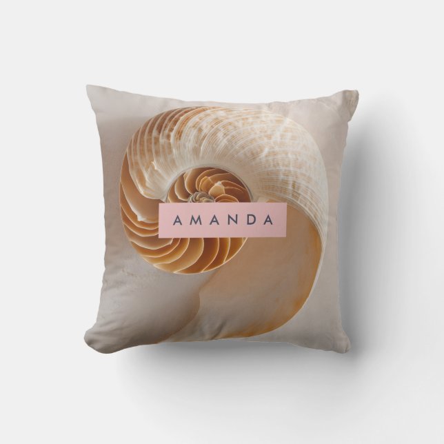 Personalized Elegant Seashell Spiral Coastal Kudde (Framsida)