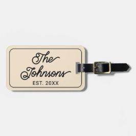 Personalized Family Name in Elegant Script Beige Bagagebricka