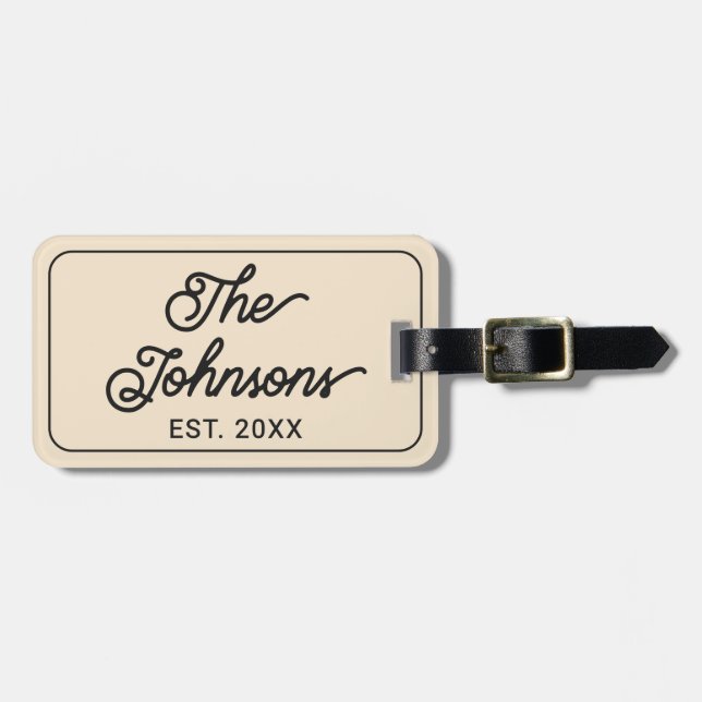 Personalized Family Name in Elegant Script Beige Bagagebricka (Horisontell Framsida)