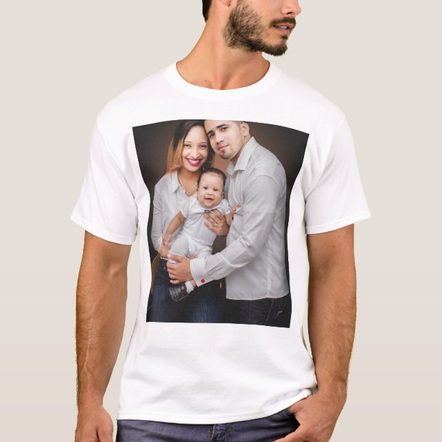 Personalized Family Photo Custom T Shirt (Framsida)