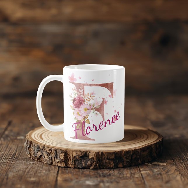 Personalized Floral Initial Mug – Letter F Kaffemugg (Skapare uppladdad)