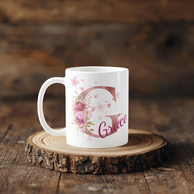 Personalized Floral Initial Mug – Letter G Kaffemugg (Skapare uppladdad)