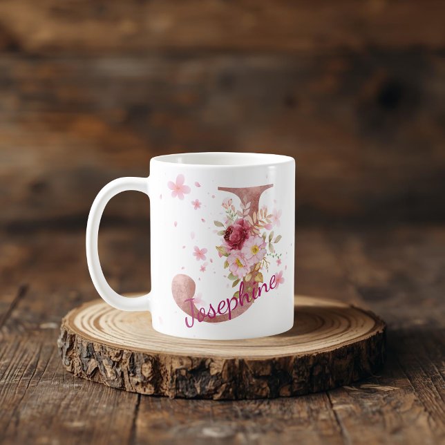 Personalized Floral Initial Mug – Letter J Kaffemugg (Skapare uppladdad)