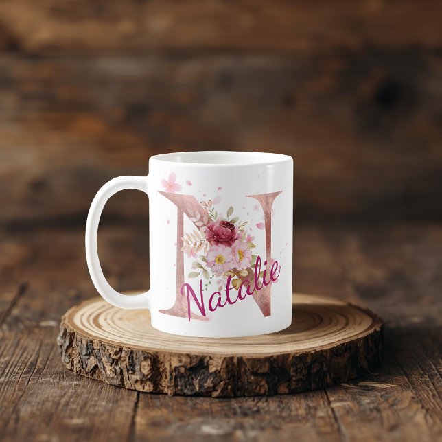 Personalized Floral Initial Mug – Letter N Kaffemugg (Skapare uppladdad)