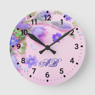 Personalized Floral Monogram Wall Clock – Custom  Rund Klocka
