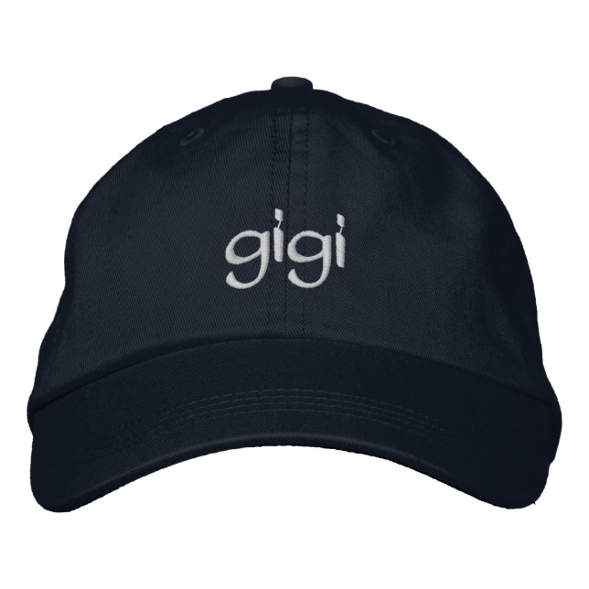 Personalized "Gigi" Embroidered Ball Cap Broderad Keps (Framsida)