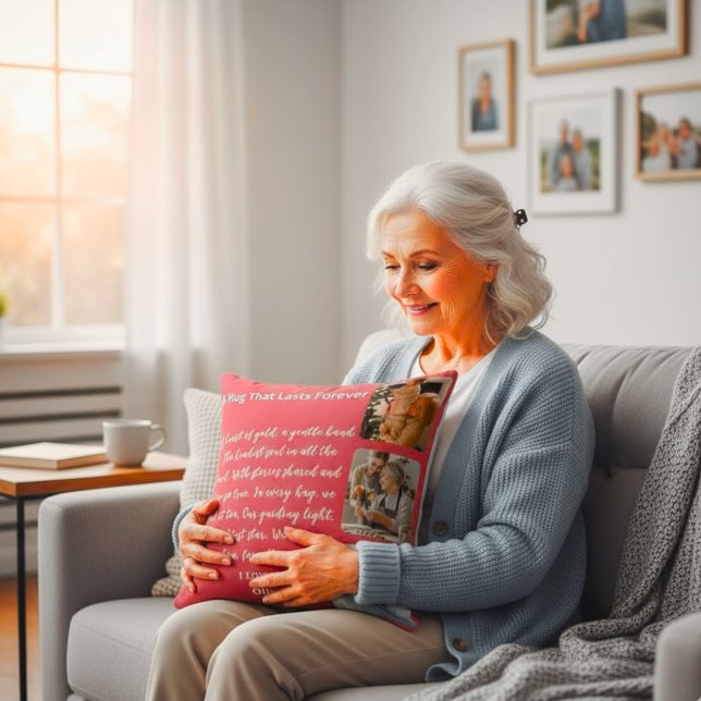 Personalized Grandma Gift - Hug That Lasts Forever Kudde (Skapare uppladdad)