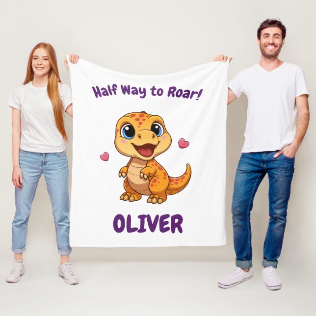 Personalized Halfway to One Dinosaur 6 Month Fleecefilt (På plats)