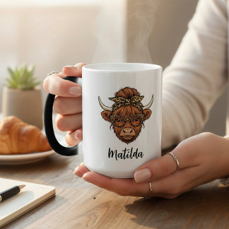 Personalized Highland cow messy bun  Magisk Mugg